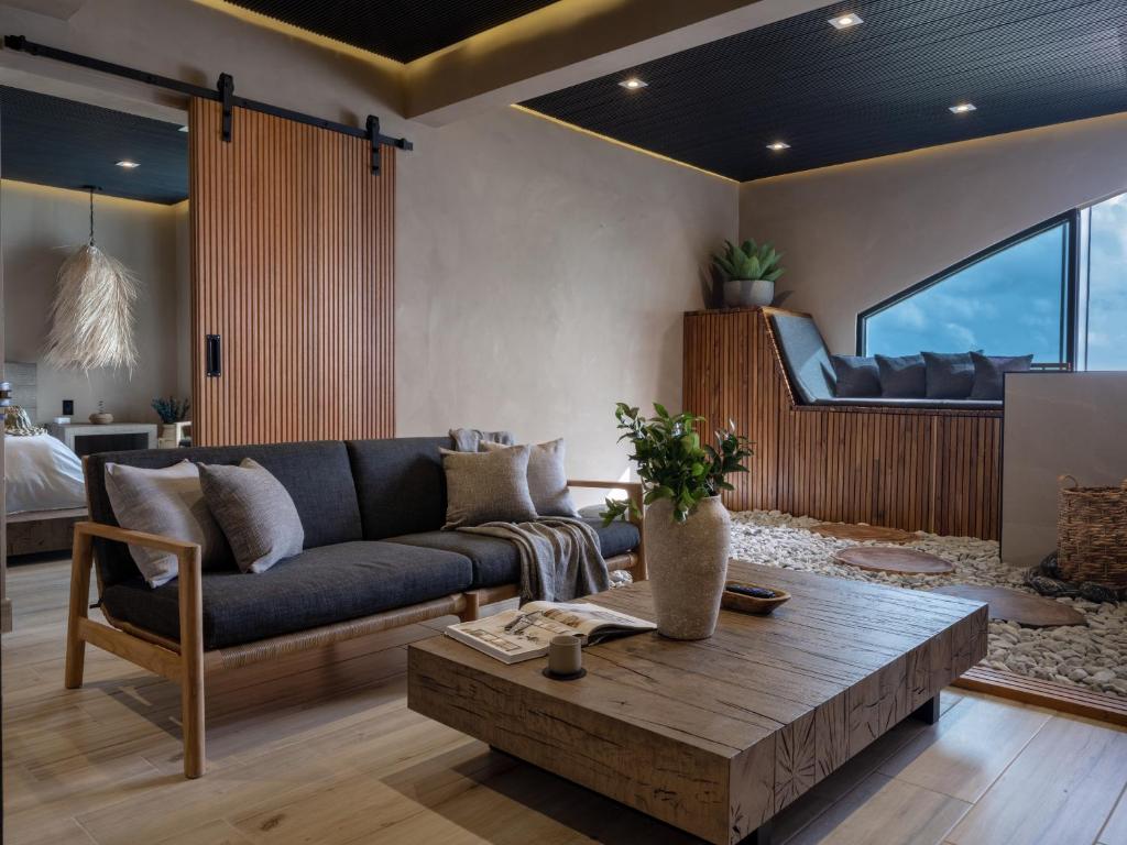 Aire De Olive  Water And Beach Club Isla Verde Beach Carolina Puerto Rico Sitting Room