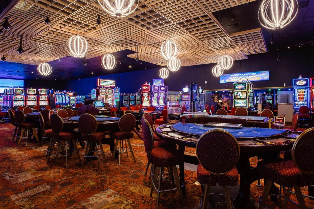 Courtyard By Marriott Isla Verde Beach Carolina Puerto Rico Poker Tables